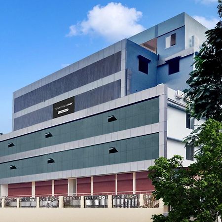 Townhouse Oak Sarusajai Stadium Dispur Esterno foto