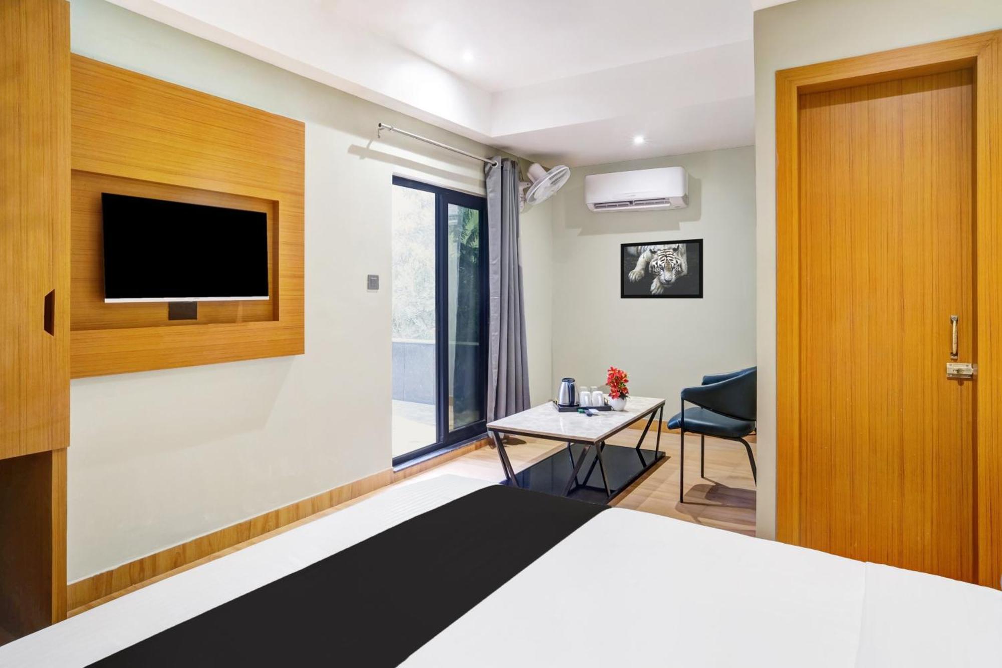 Townhouse Oak Sarusajai Stadium Dispur Esterno foto