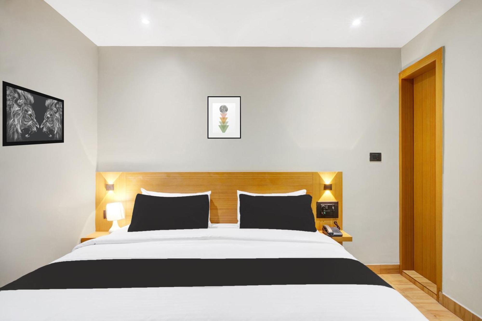 Townhouse Oak Sarusajai Stadium Dispur Esterno foto