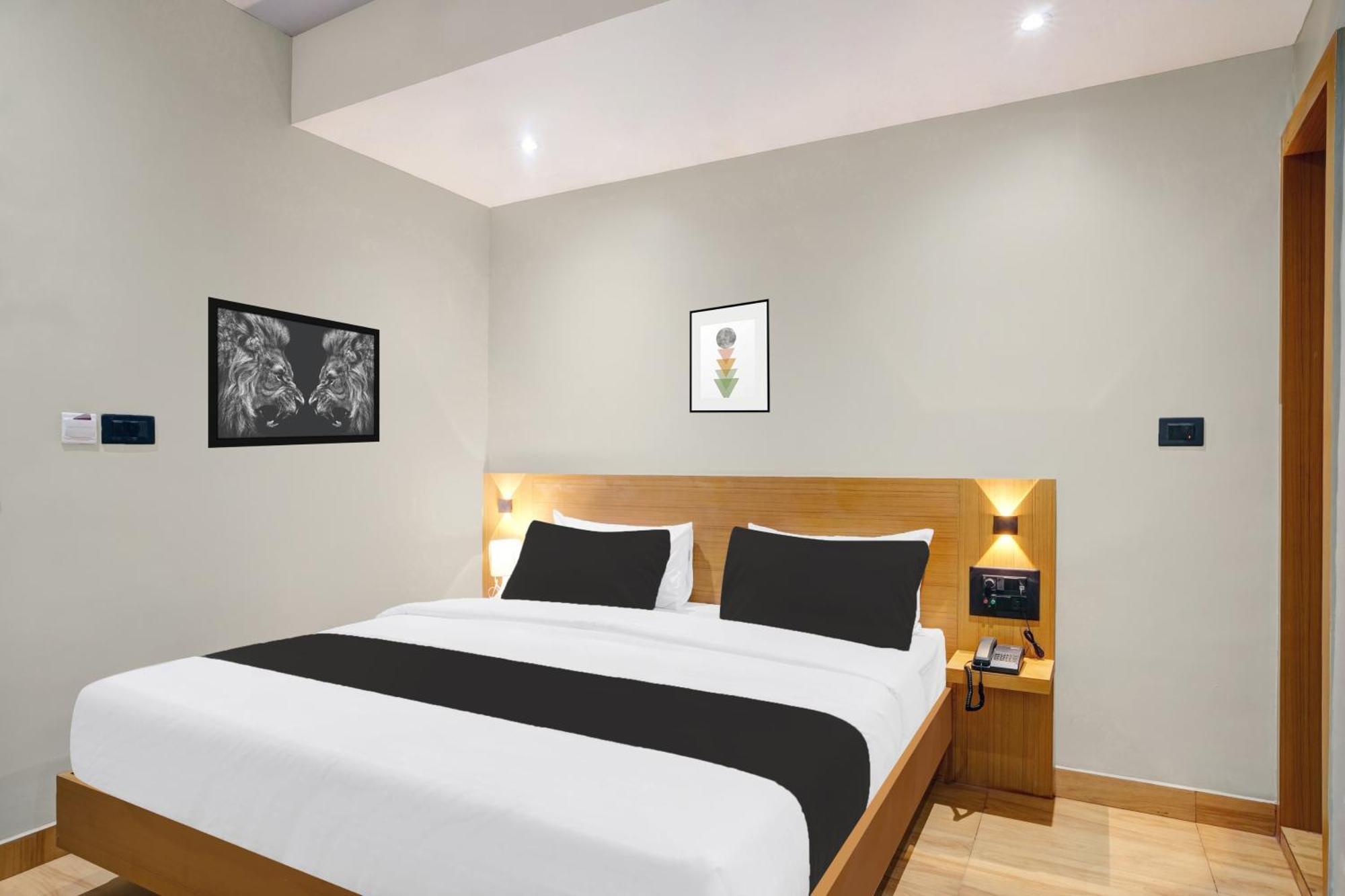 Townhouse Oak Sarusajai Stadium Dispur Esterno foto