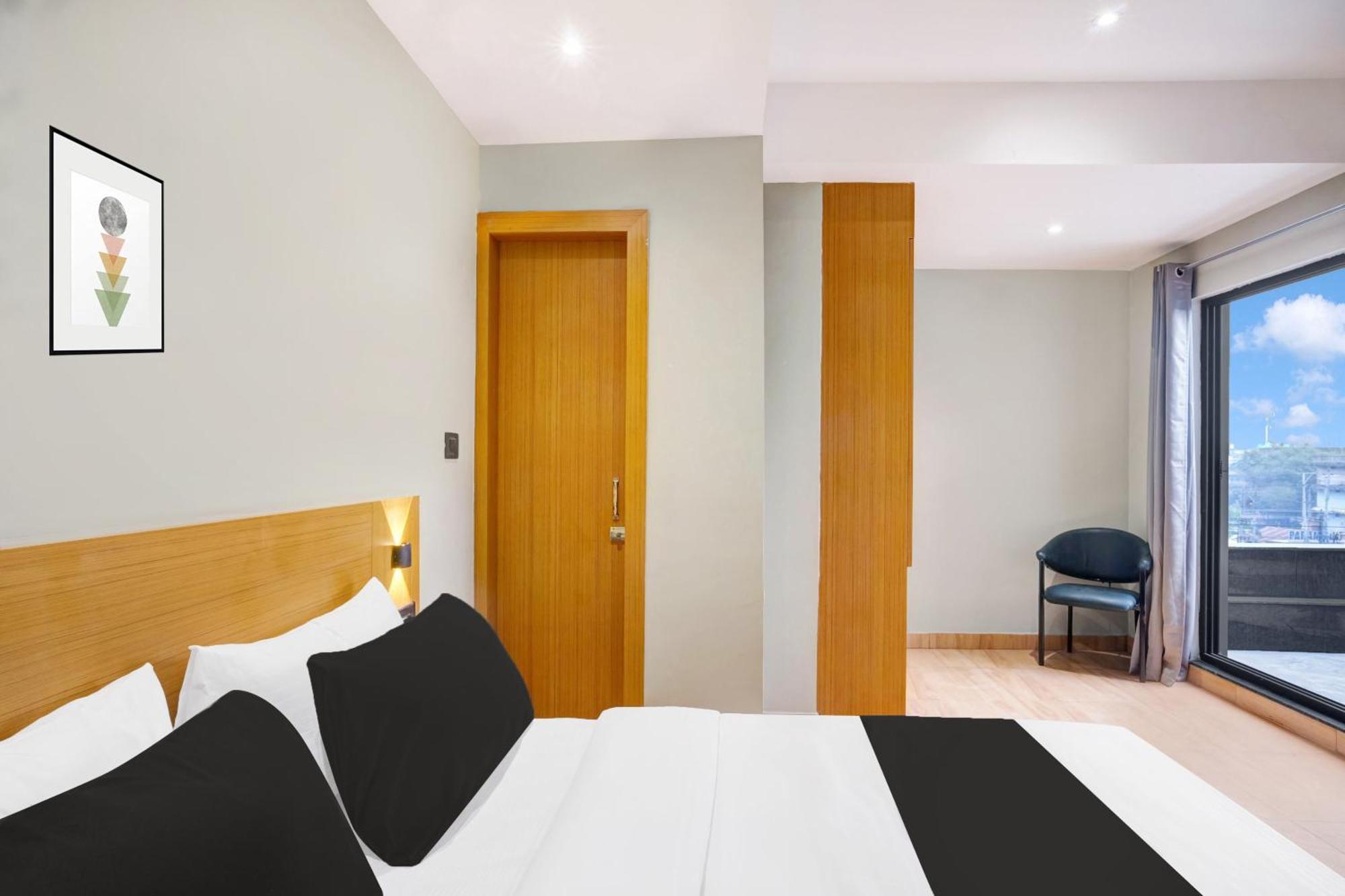 Townhouse Oak Sarusajai Stadium Dispur Esterno foto